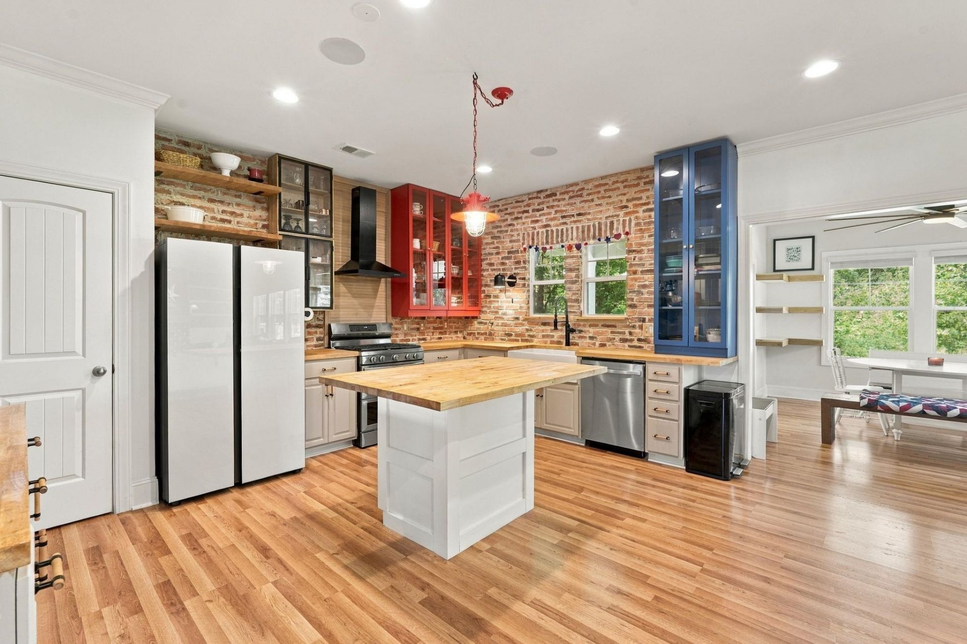 1004 Maccoa Dr. Photo 13