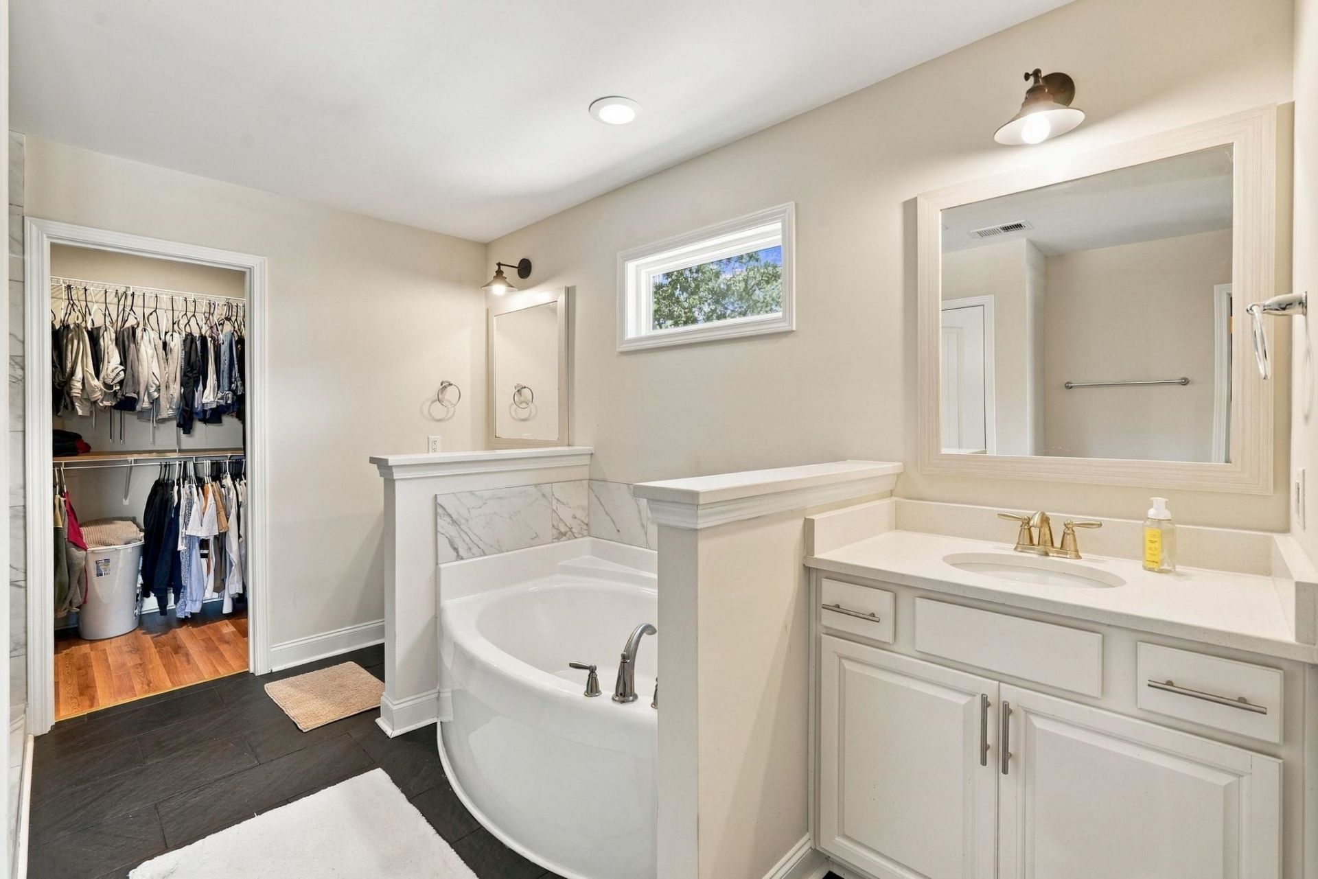 1004 Maccoa Dr. Photo 22