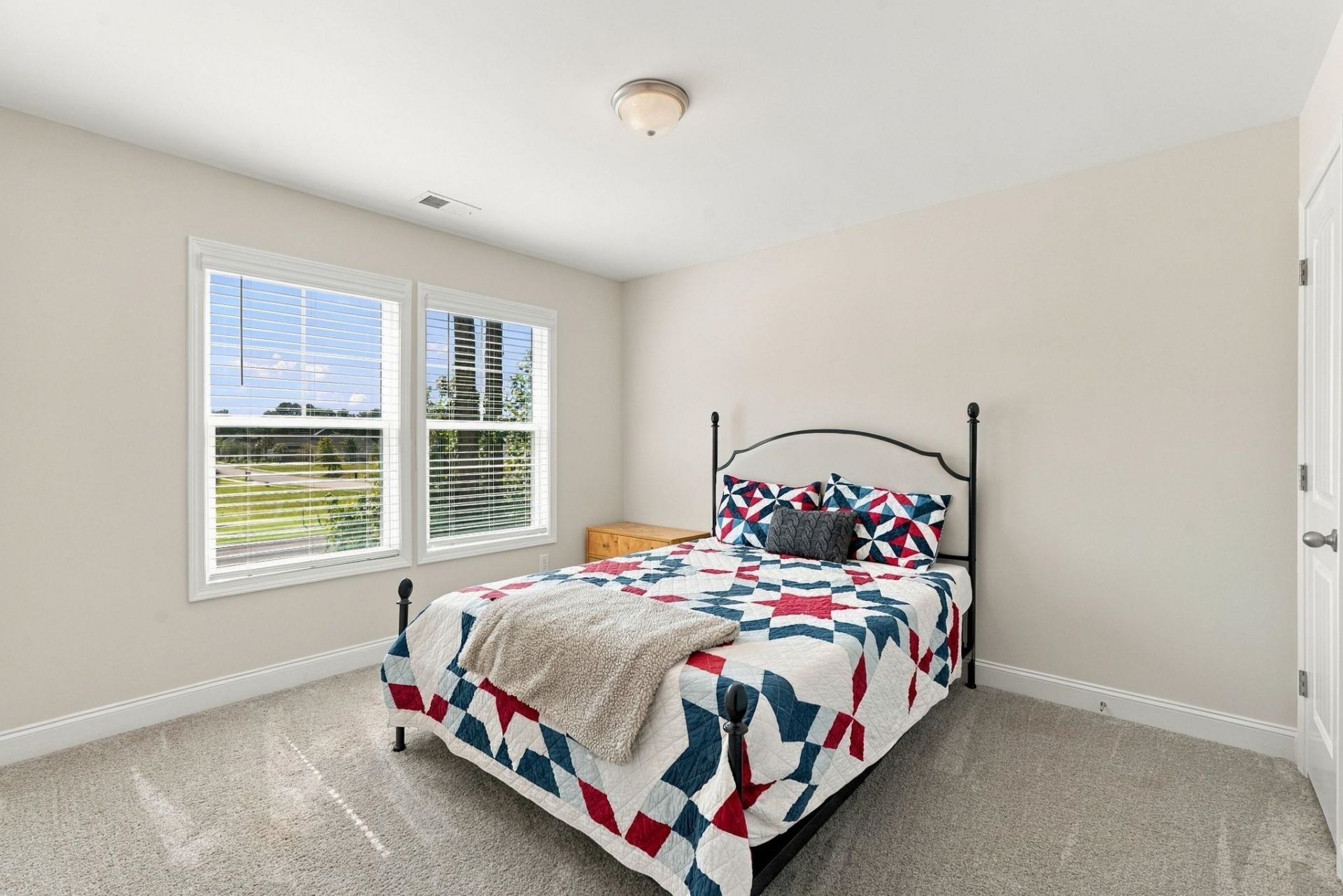 1004 Maccoa Dr. Photo 26