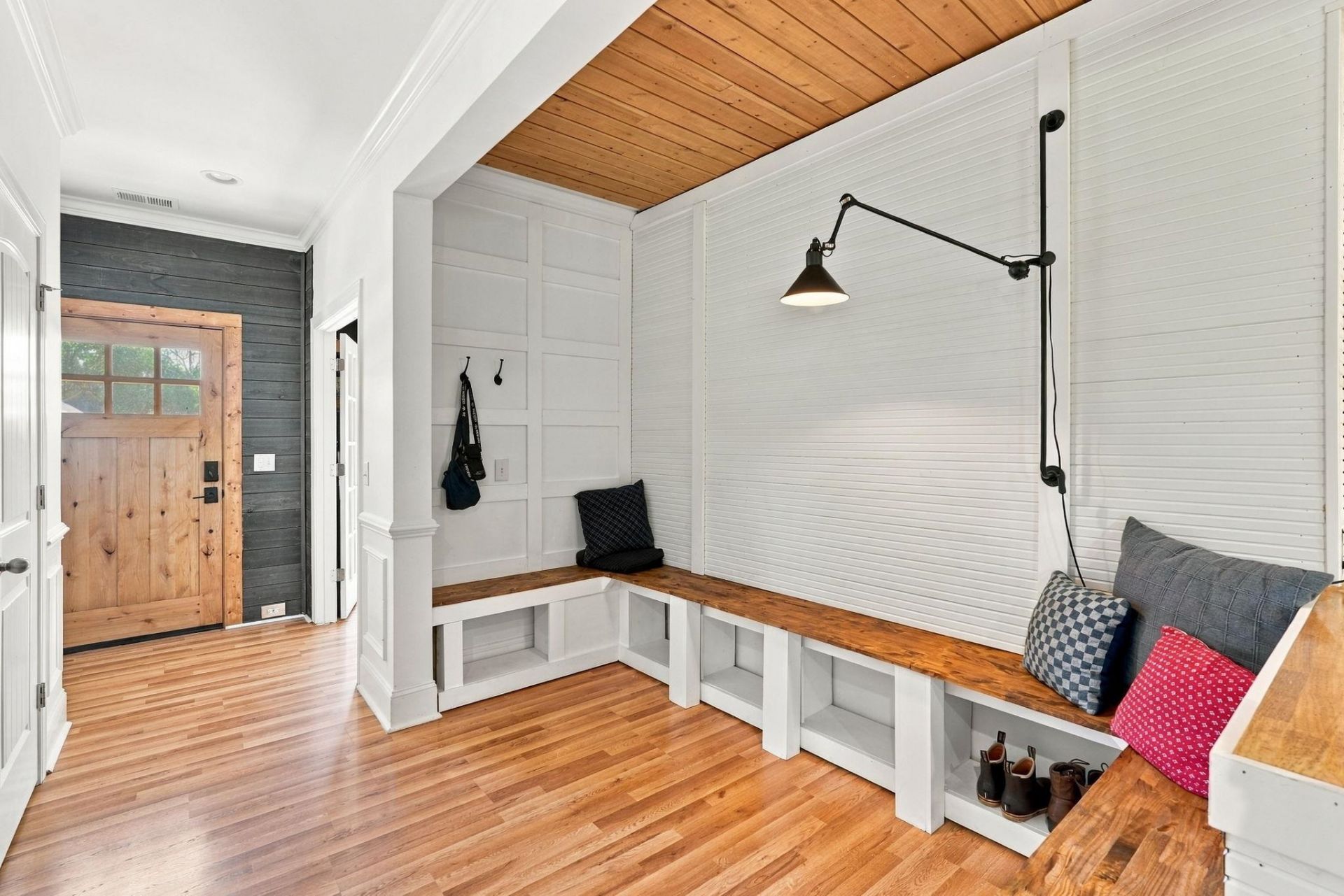 1004 Maccoa Dr. Photo 6