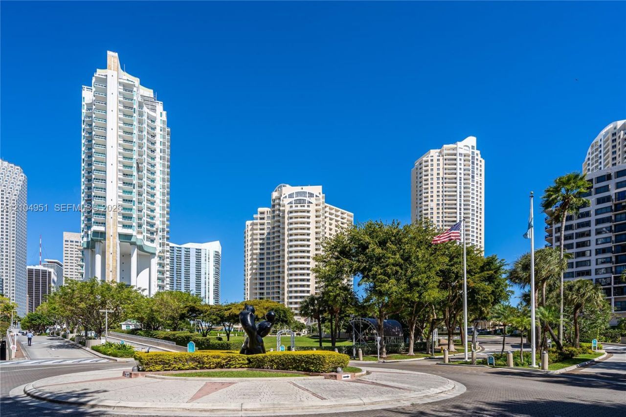 808 Brickell Key Dr , Unit 1006, Miami, FL 33131 Photo
