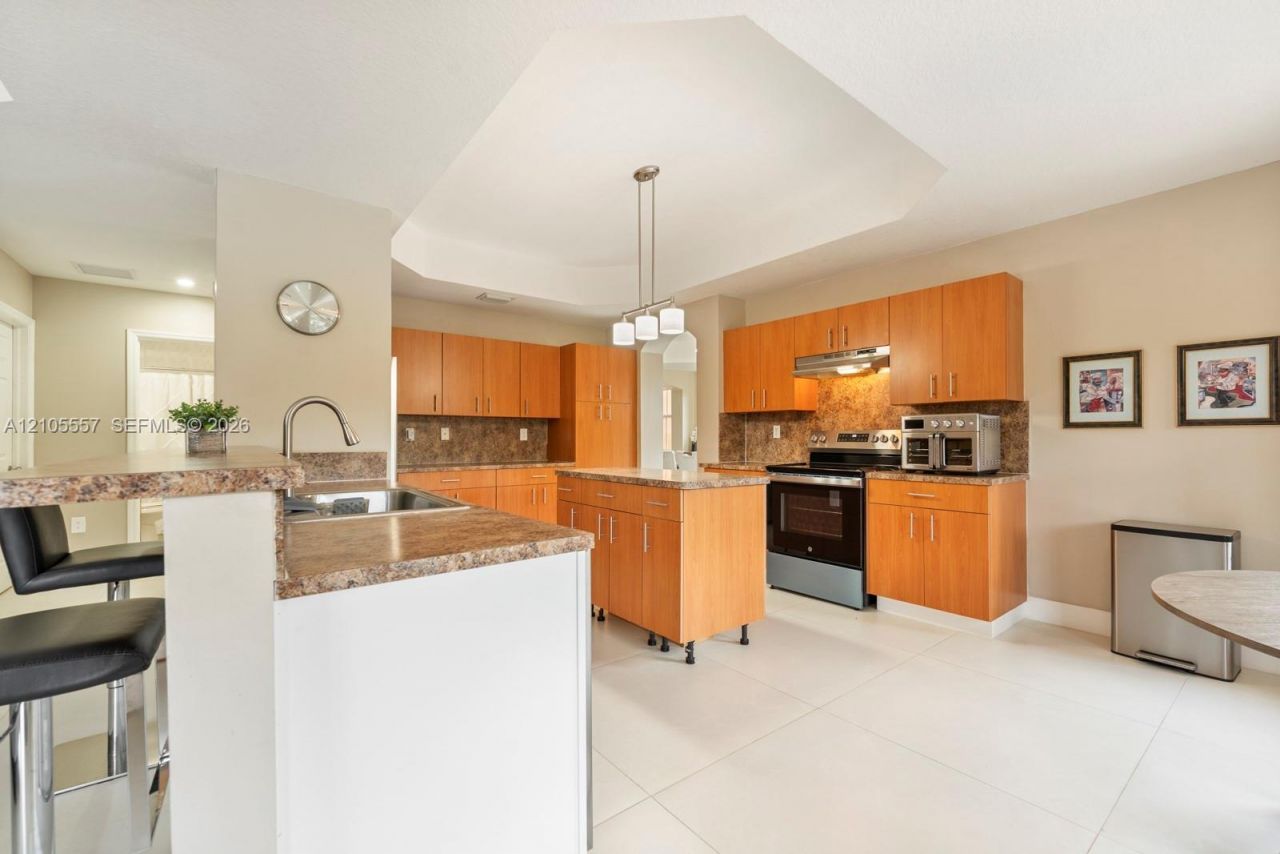 3004 SW 156th Pl , Miami, FL 33185 Photo