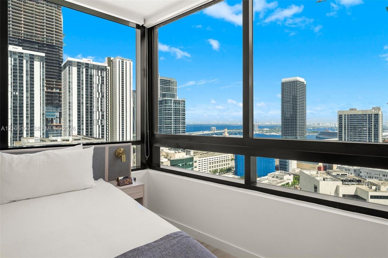 225 N Miami Ave , Unit 3001, Miami, FL 33128 Photo