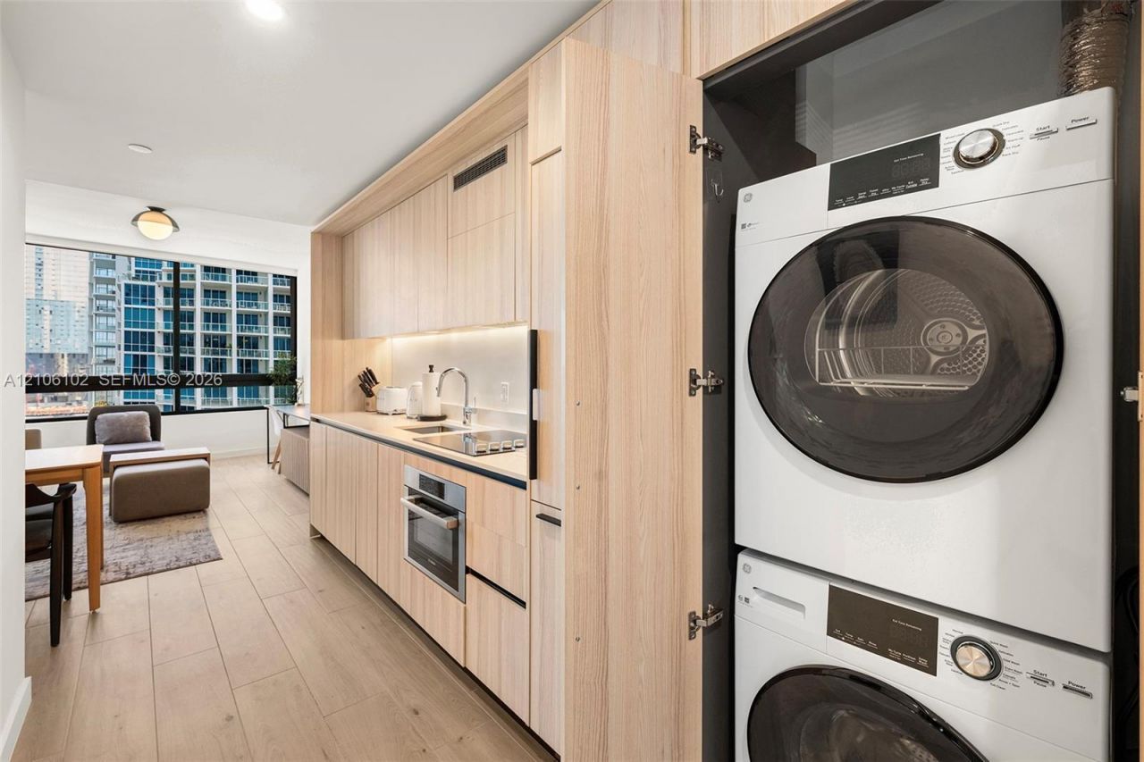 225 N Miami Ave , Unit 3001, Miami, FL 33128 Photo