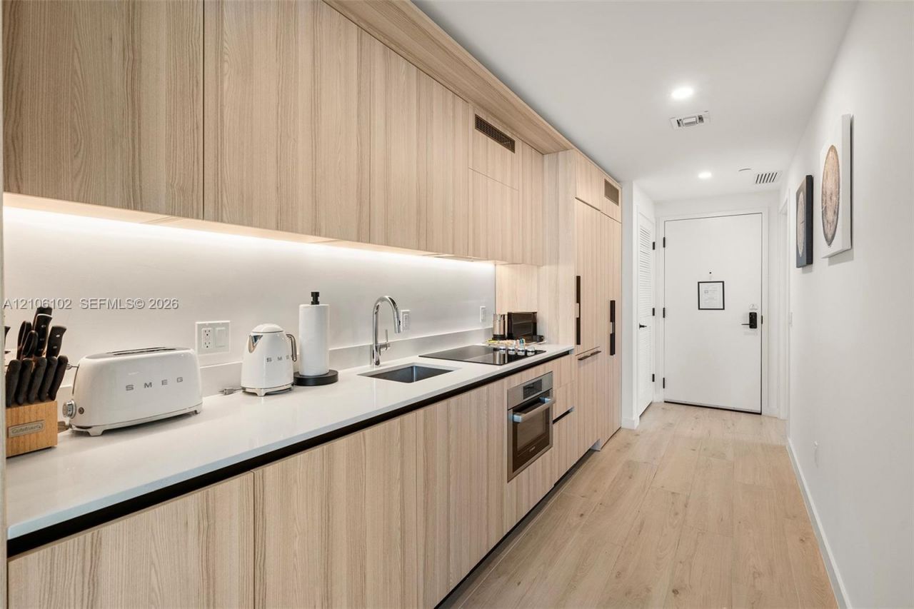 225 N Miami Ave , Unit 3001, Miami, FL 33128 Photo
