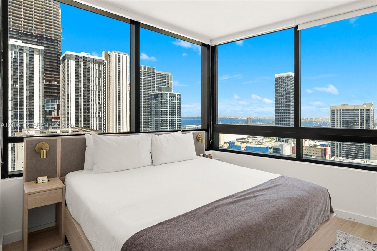 225 N Miami Ave , Unit 3001, Miami, FL 33128 Photo