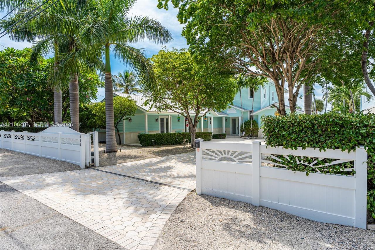 126 Point Pleasant Dr , Key Largo, FL 33037 Photo