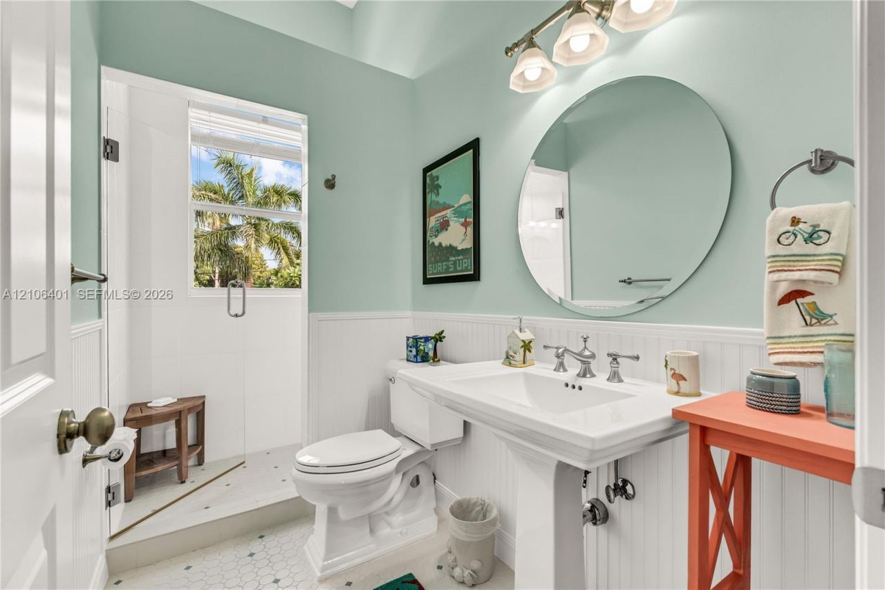 126 Point Pleasant Dr , Key Largo, FL 33037 Photo