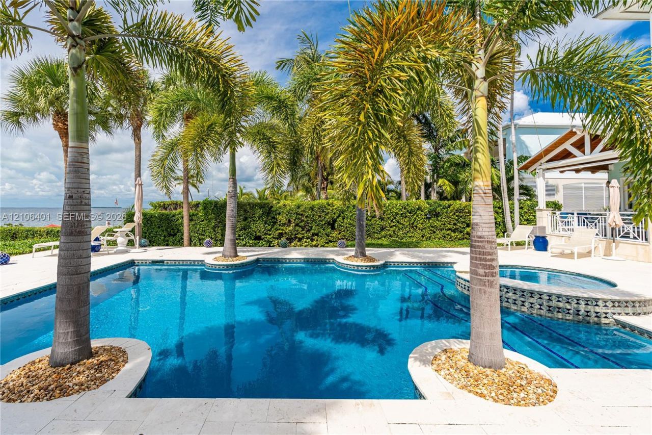 126 Point Pleasant Dr , Key Largo, FL 33037 Photo