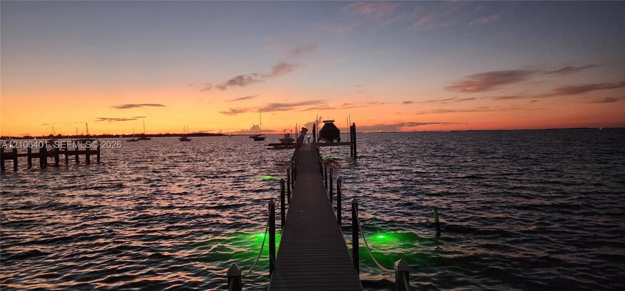 126 Point Pleasant Dr , Key Largo, FL 33037 Photo