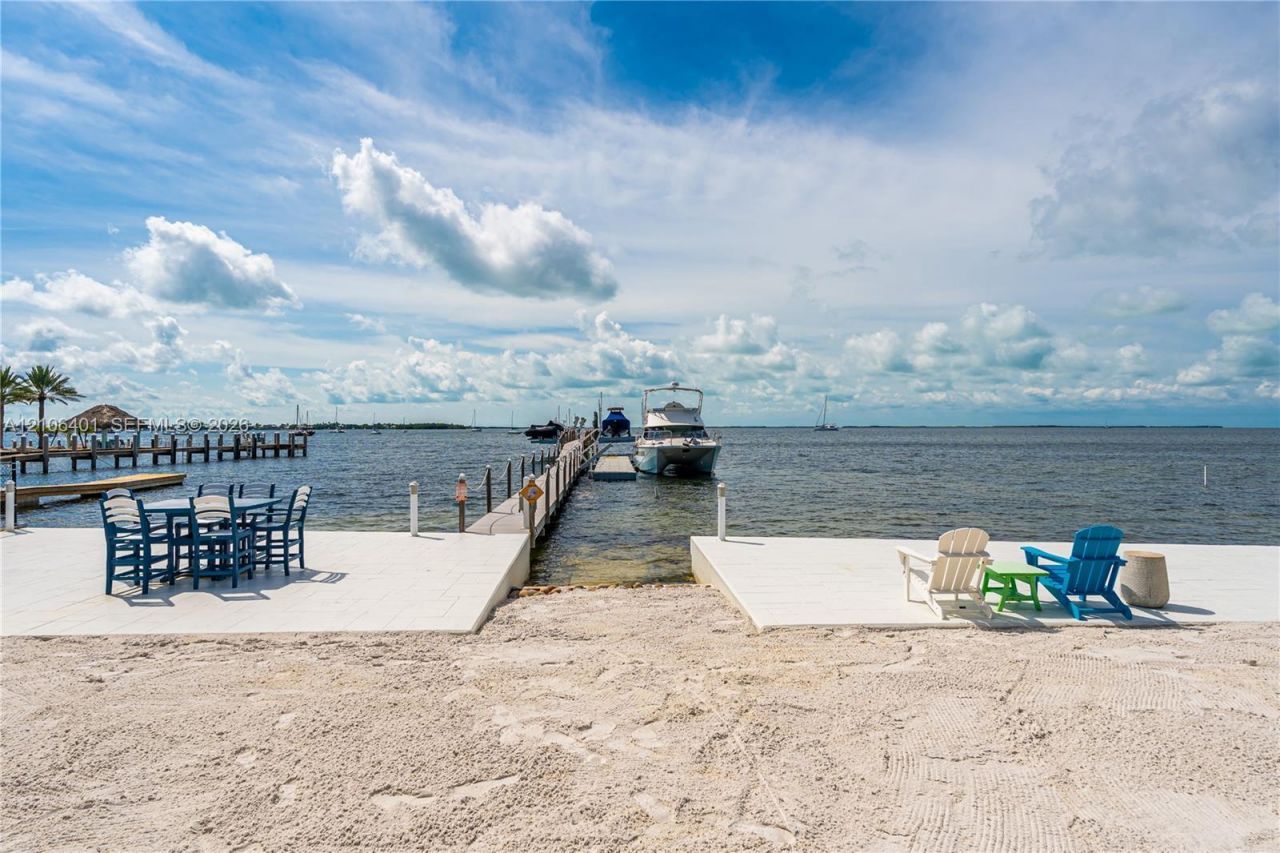 126 Point Pleasant Dr , Key Largo, FL 33037 Photo