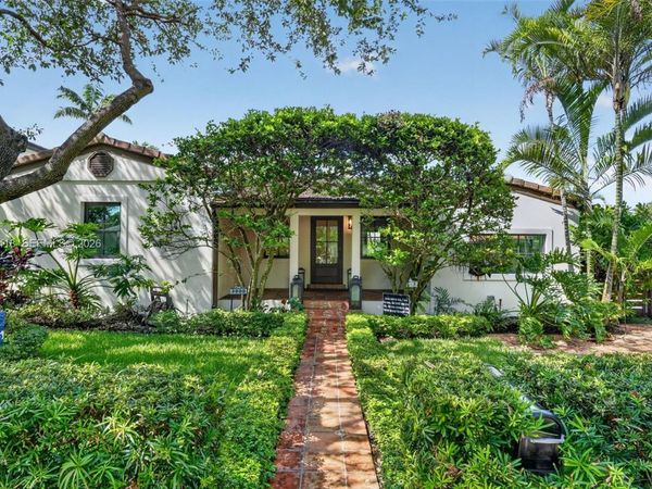 3900 SW 60th Ave , Miami, FL 33155