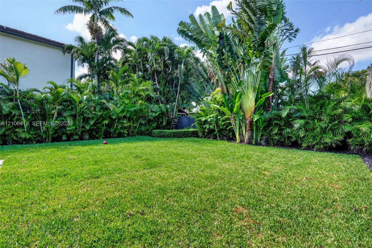 3900 SW 60th Ave , Miami, FL 33155 Photo