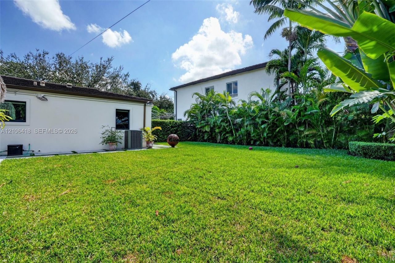 3900 SW 60th Ave , Miami, FL 33155 Photo