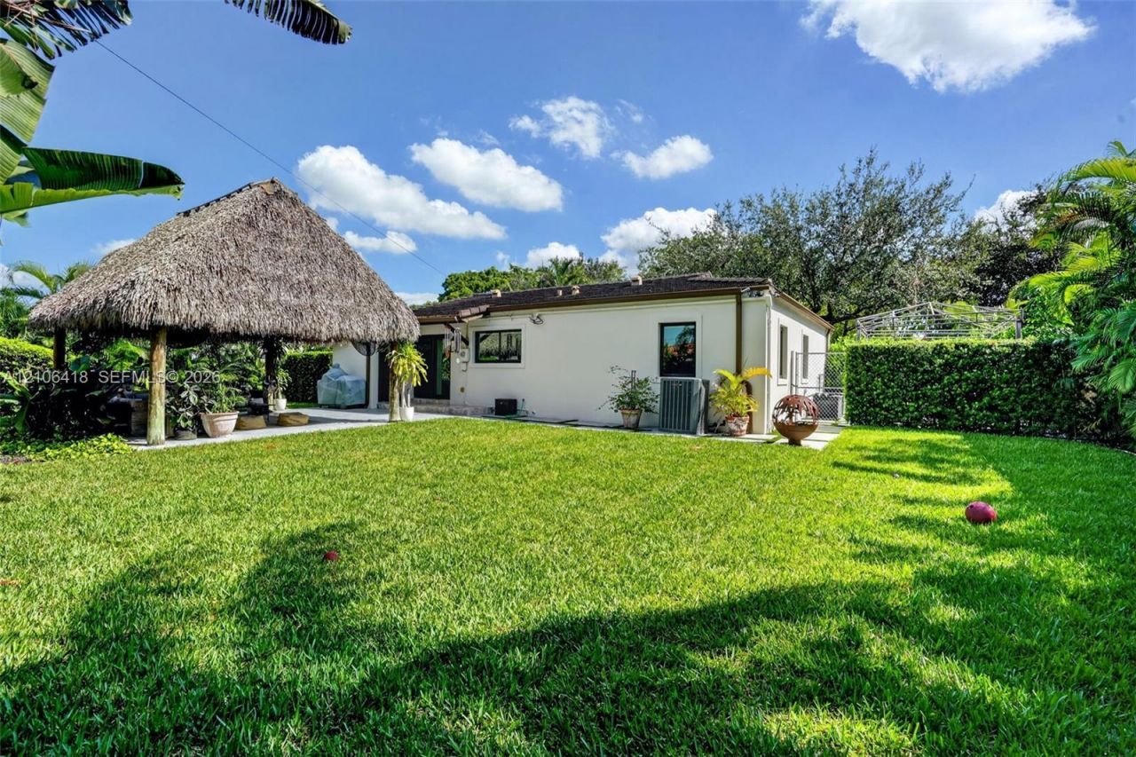 3900 SW 60th Ave , Miami, FL 33155 Photo