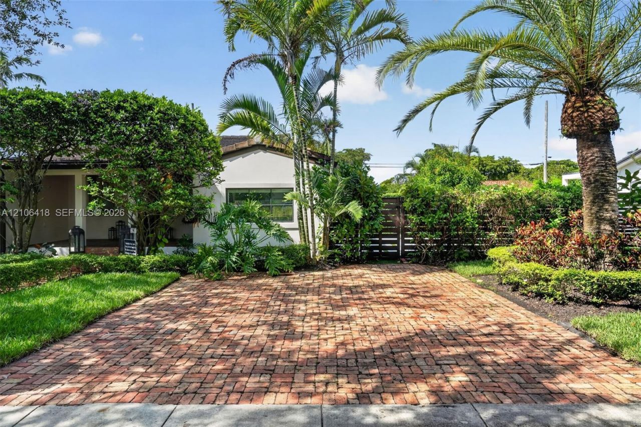 3900 SW 60th Ave , Miami, FL 33155 Photo
