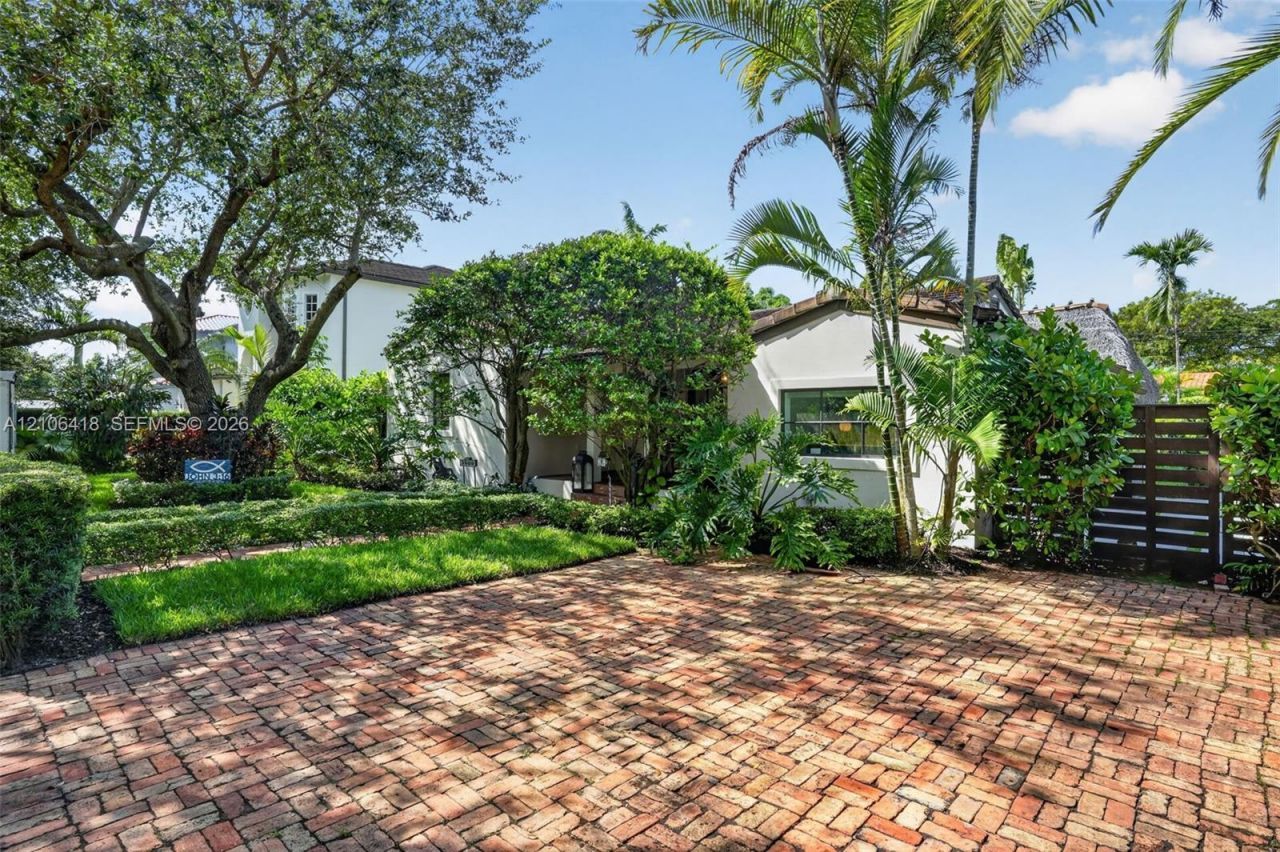 3900 SW 60th Ave , Miami, FL 33155 Photo