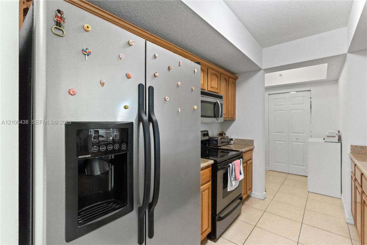 4242 NW 2nd St , Unit 1609, Miami, FL 33126 Photo