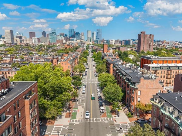 680 Tremont St, Unit 1, Boston, MA 02118
