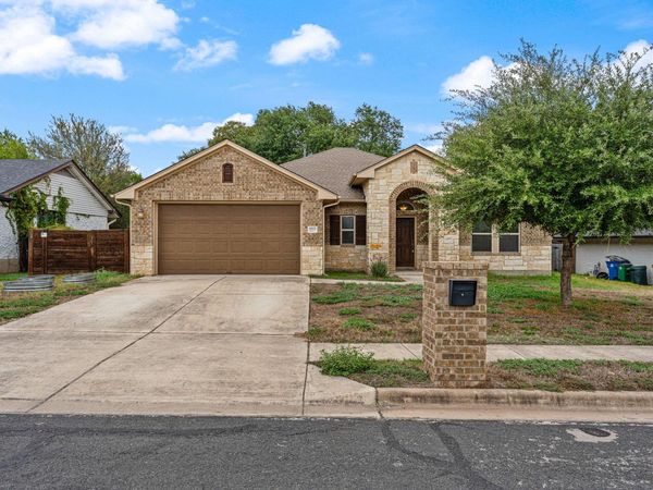 1002 Cripple Creek DR, Austin, TX 78758