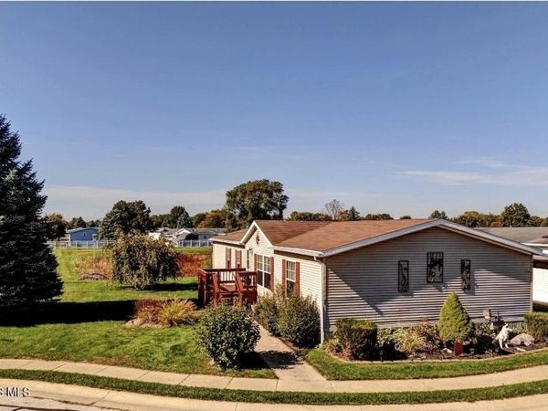 715 S Holland Sylvania , Toledo, OH 43615