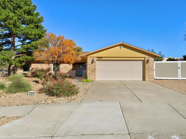 7915 Puritan Court NE, Albuquerque, NM 87109