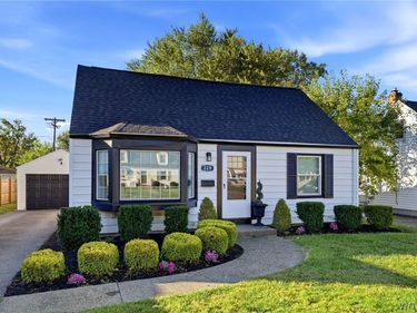 229 Yeager Drive , Buffalo, NY 14225