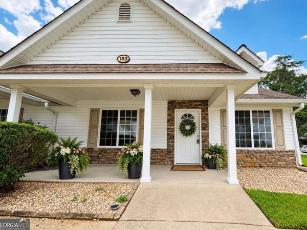153 Crest Pointe, Bremen, GA 30110