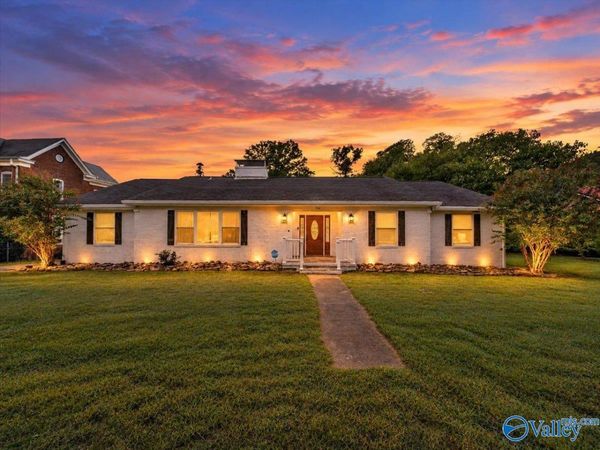 106 Myrtle Place, Stevenson, AL 35772