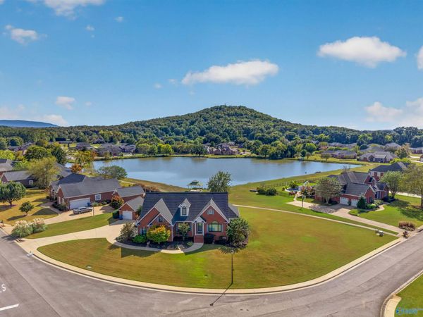 10 Pintail Point, Oxford, AL 36203