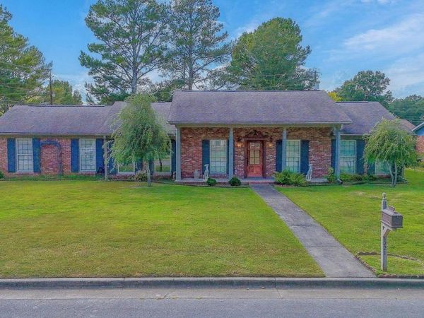 1221 Byron Ave SW, Decatur, AL 35601