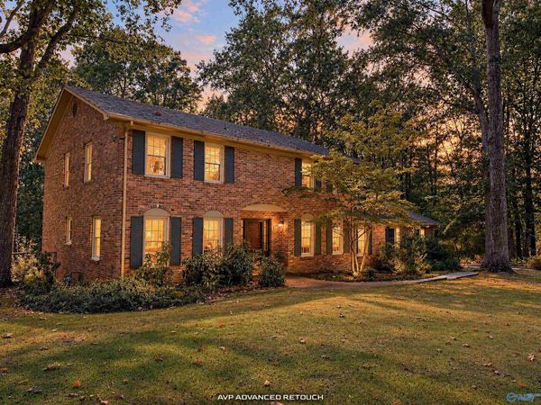 4412 Willow Bend Road SE, Decatur, AL 35603