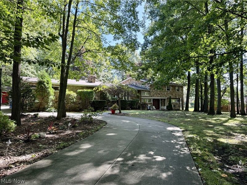2717 Niles Vienna Road, Niles, OH 44446 Photo 1