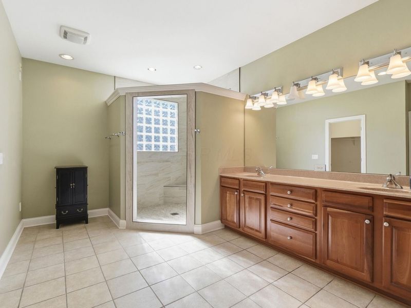 5975 Aberfeldy Court, Westerville, OH 43082 Photo 23