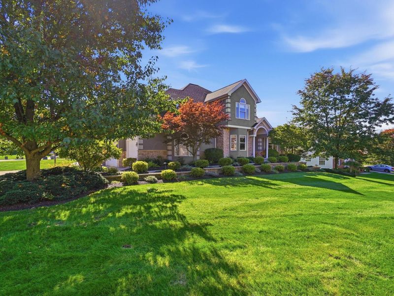 5975 Aberfeldy Court, Westerville, OH 43082 Photo 3