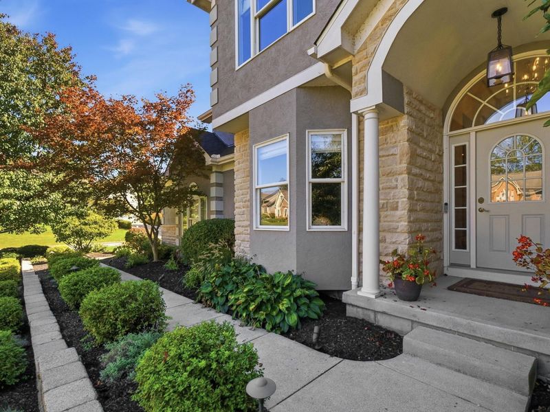 5975 Aberfeldy Court, Westerville, OH 43082 Photo 4