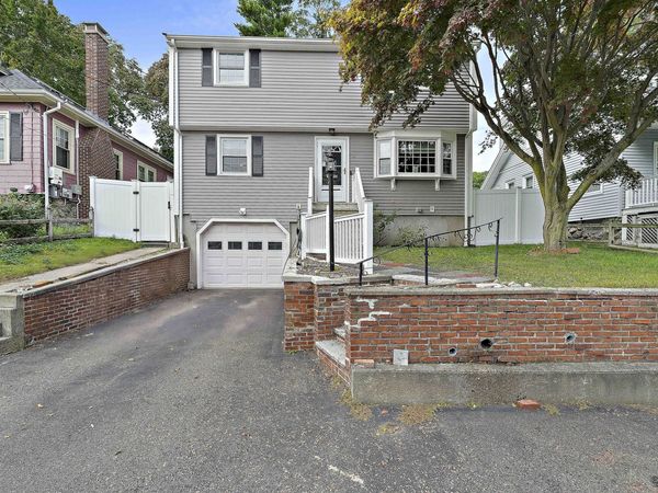 65 Hawthorne Rd, Waltham, MA 02451