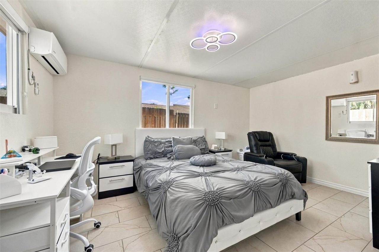 6625 Mauna Loa Boulevard , Sarasota, FL 34241 Photo