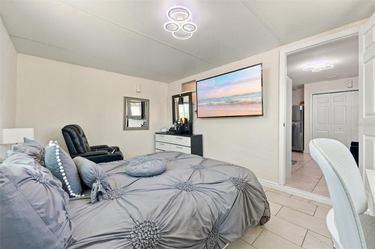 6625 Mauna Loa Boulevard , Sarasota, FL 34241 Photo