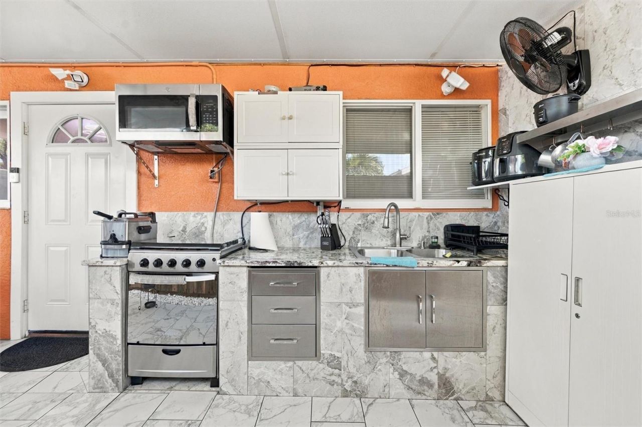 6625 Mauna Loa Boulevard , Sarasota, FL 34241 Photo