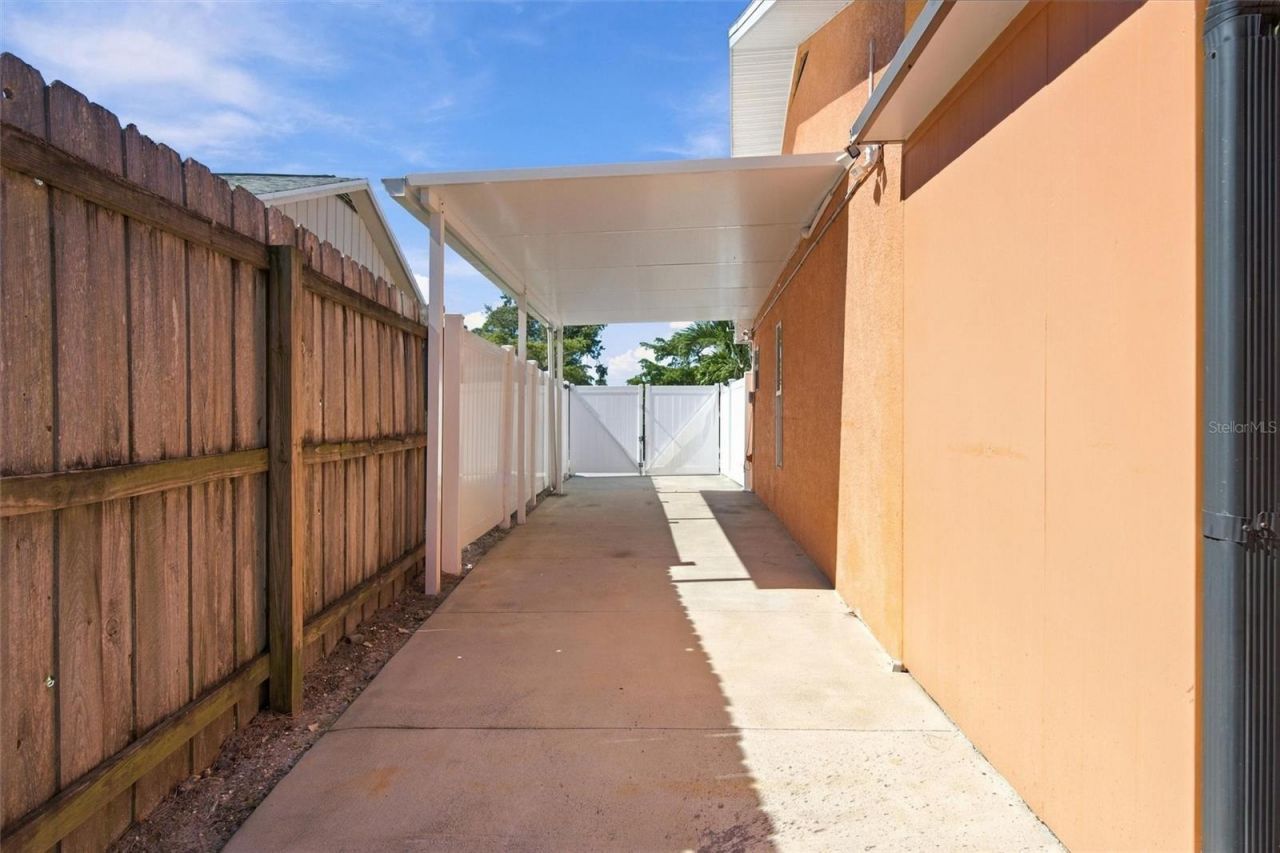 6625 Mauna Loa Boulevard , Sarasota, FL 34241 Photo