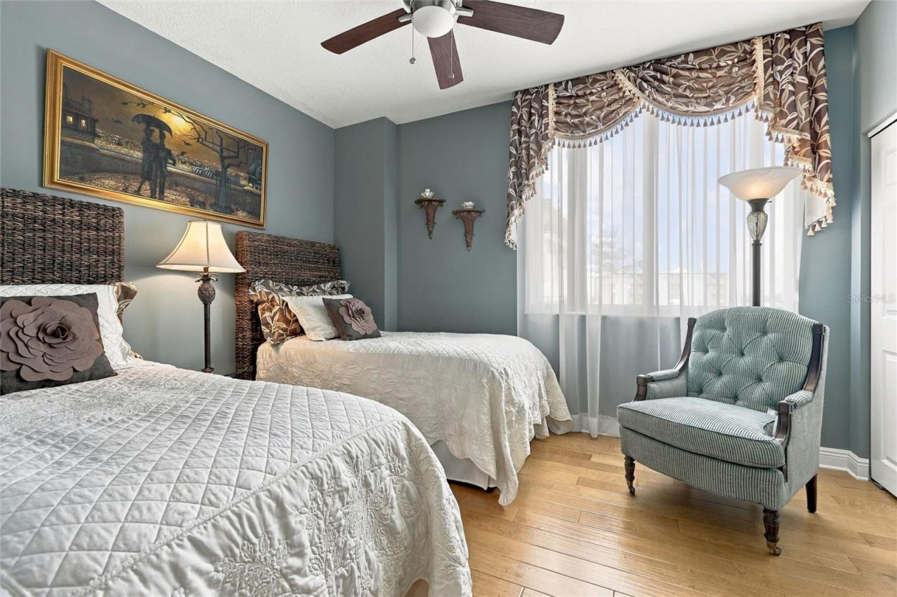 800 N Tamiami Trail, Unit 608, Sarasota, FL 34236 Photo