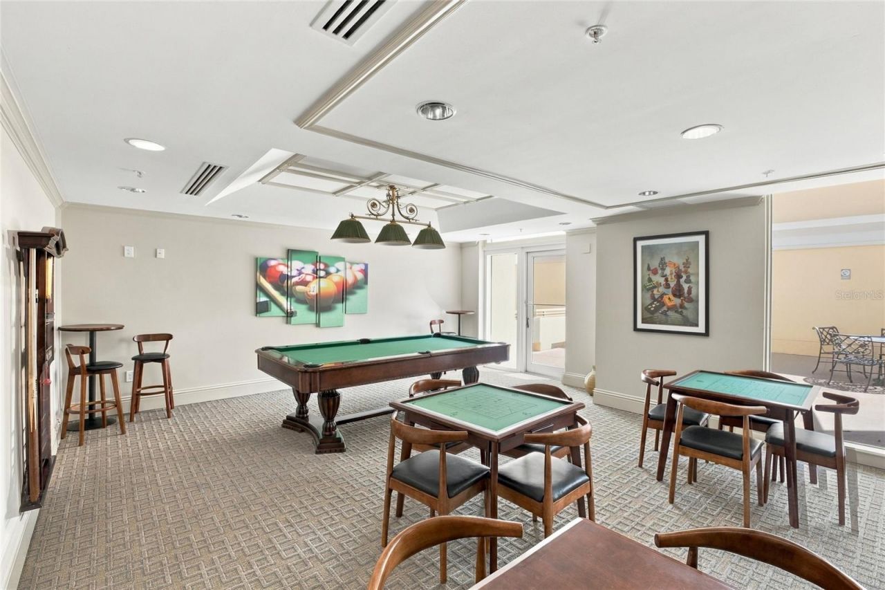 800 N Tamiami Trail, Unit 608, Sarasota, FL 34236 Photo