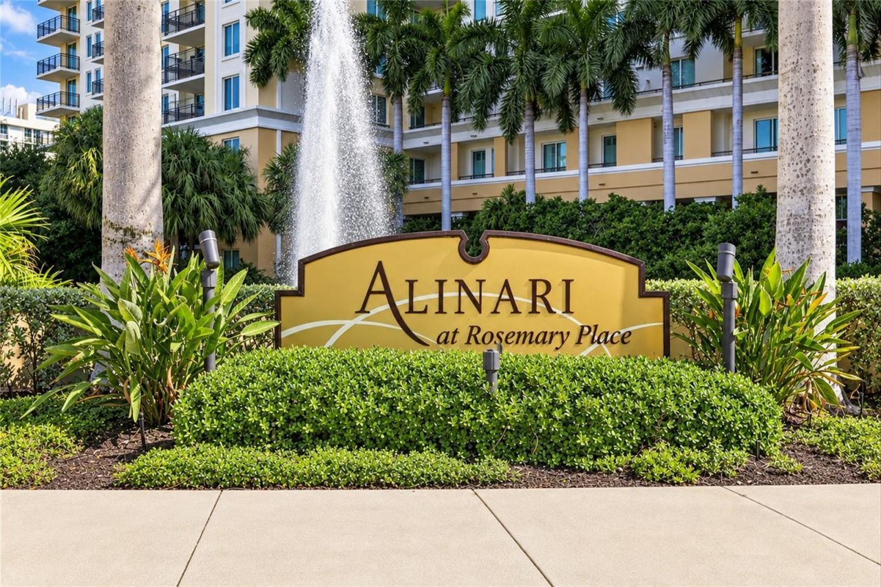 800 N Tamiami Trail, Unit 608, Sarasota, FL 34236 Photo