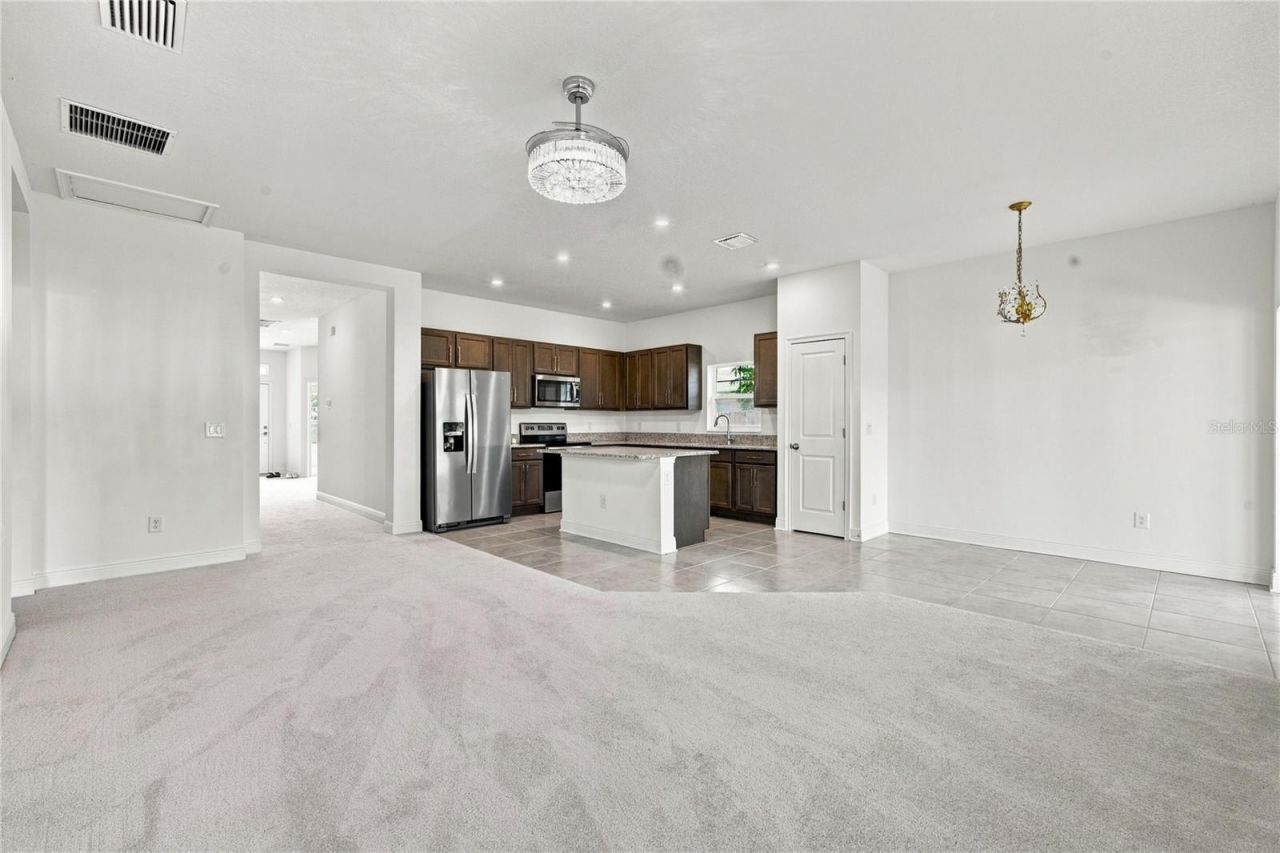 3033 54th Avenue N, Saint Petersburg, FL 33714 Photo