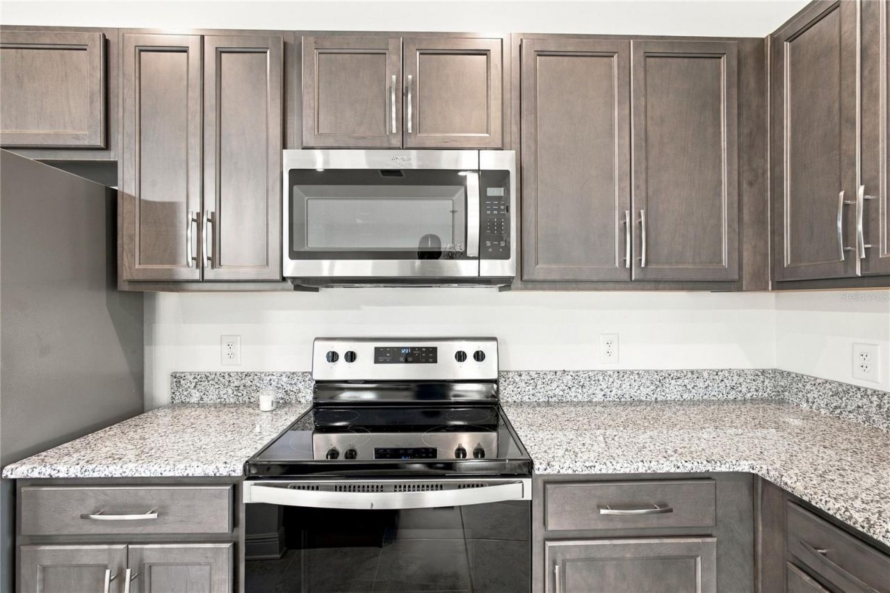 3033 54th Avenue N, Saint Petersburg, FL 33714 Photo