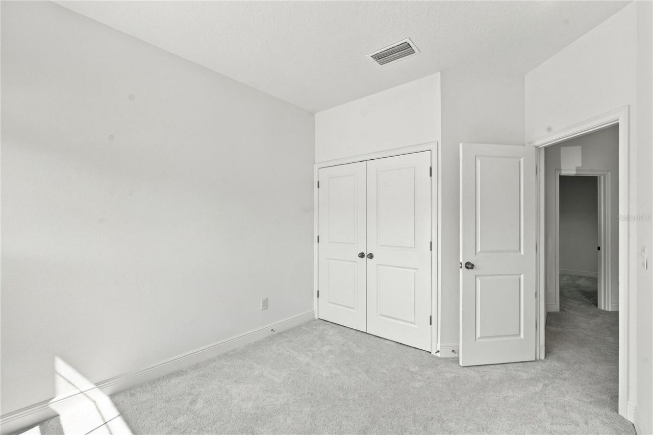 3033 54th Avenue N, Saint Petersburg, FL 33714 Photo