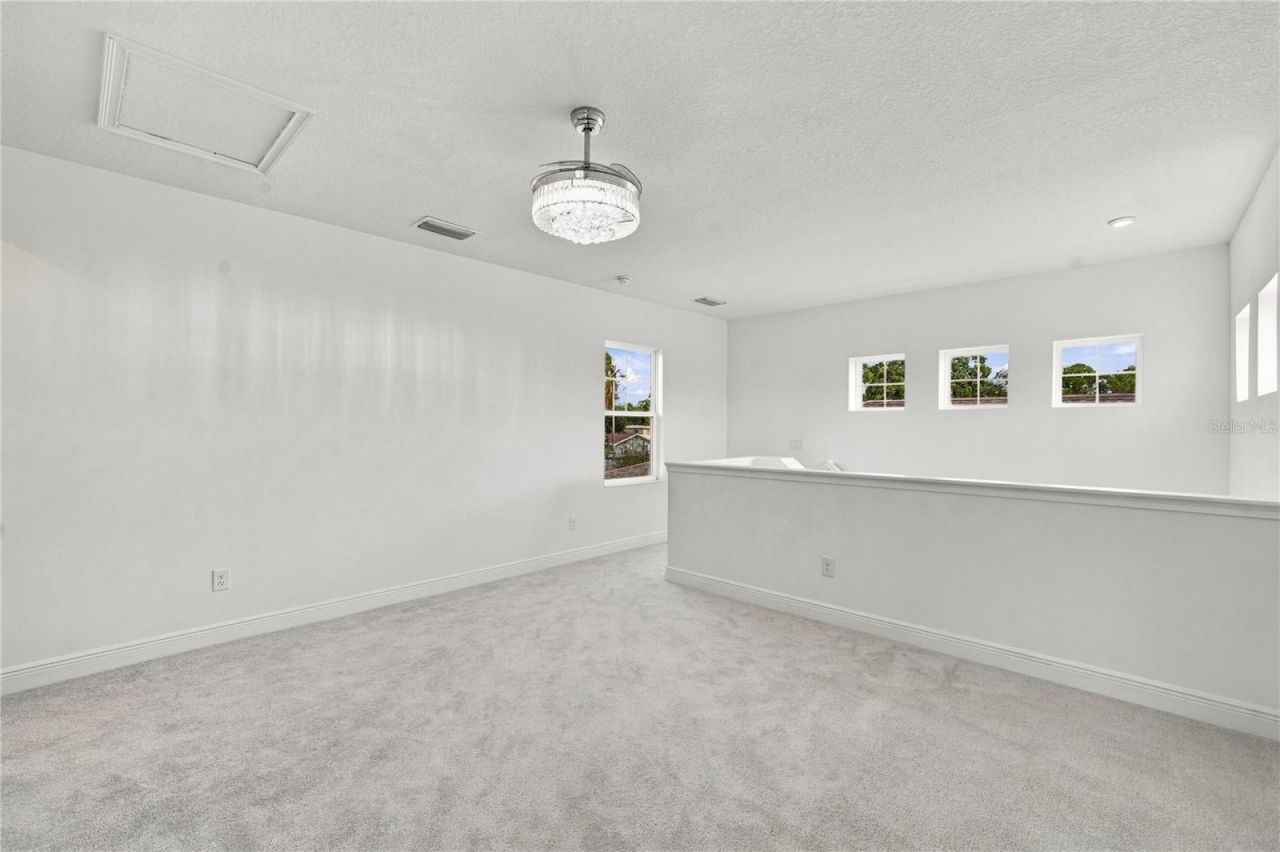 3033 54th Avenue N, Saint Petersburg, FL 33714 Photo