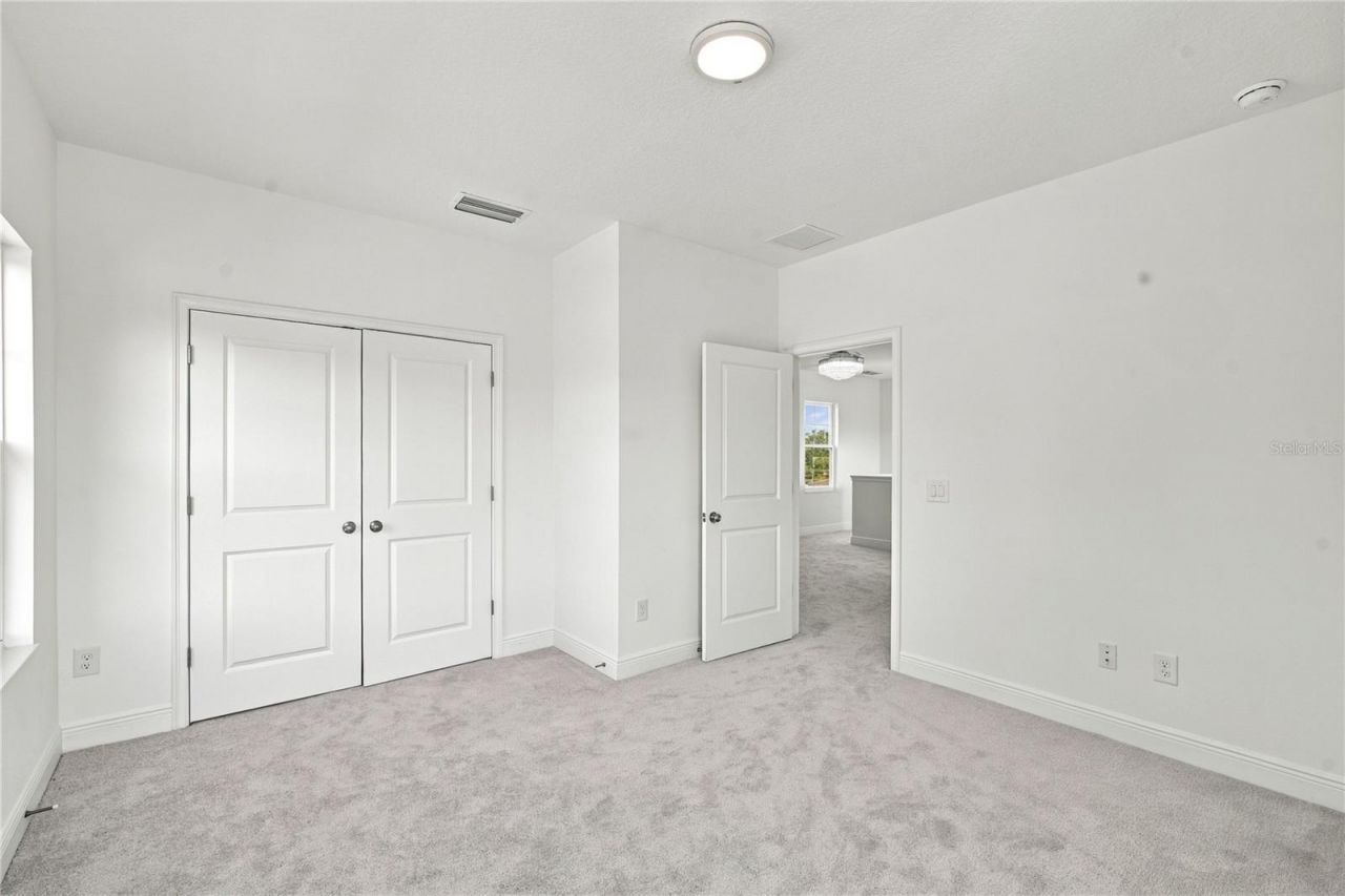 3033 54th Avenue N, Saint Petersburg, FL 33714 Photo