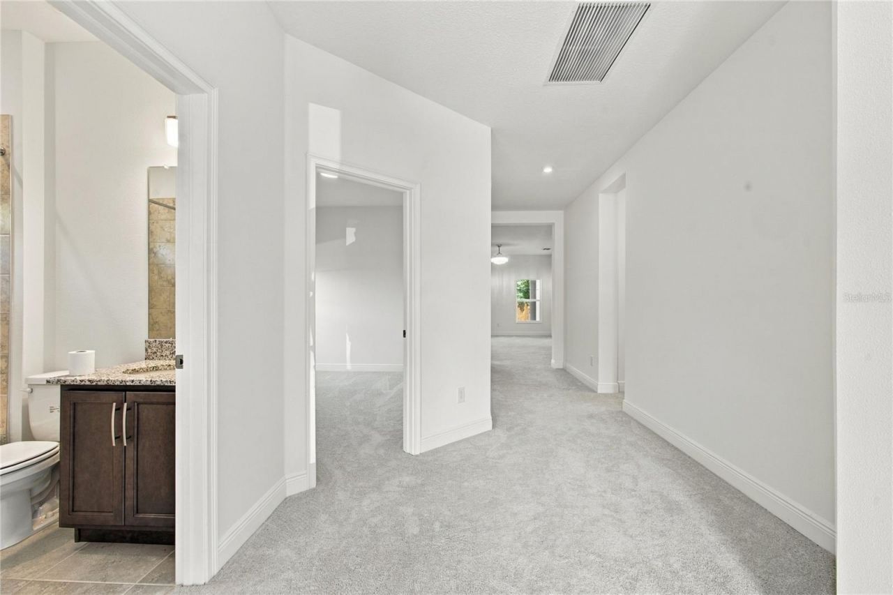 3033 54th Avenue N, Saint Petersburg, FL 33714 Photo
